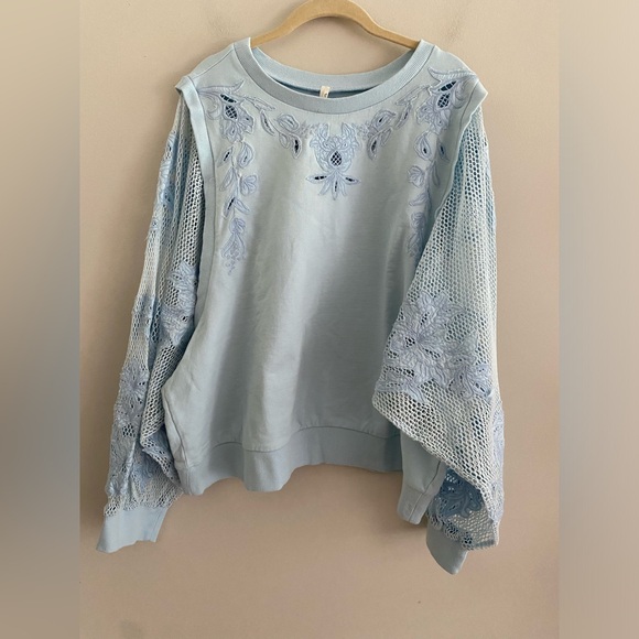 NEW By Anthropologie Embroidered Cutwork Sweatshirt size S blue - Picture 7 of 8